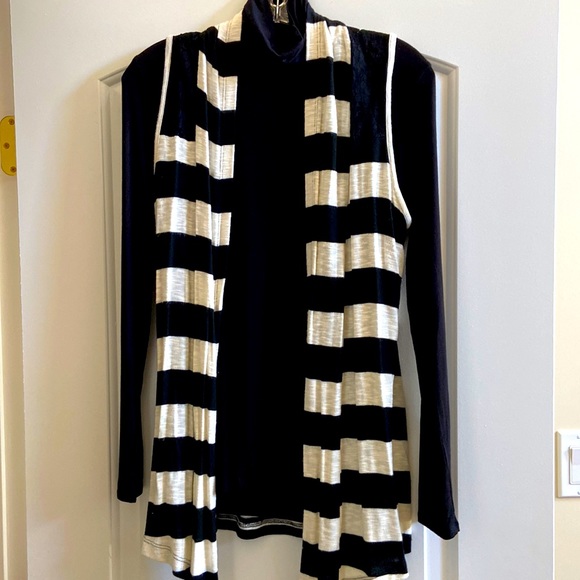 Beautiful striped open front cardigan in size M - Picture 1 of 13
